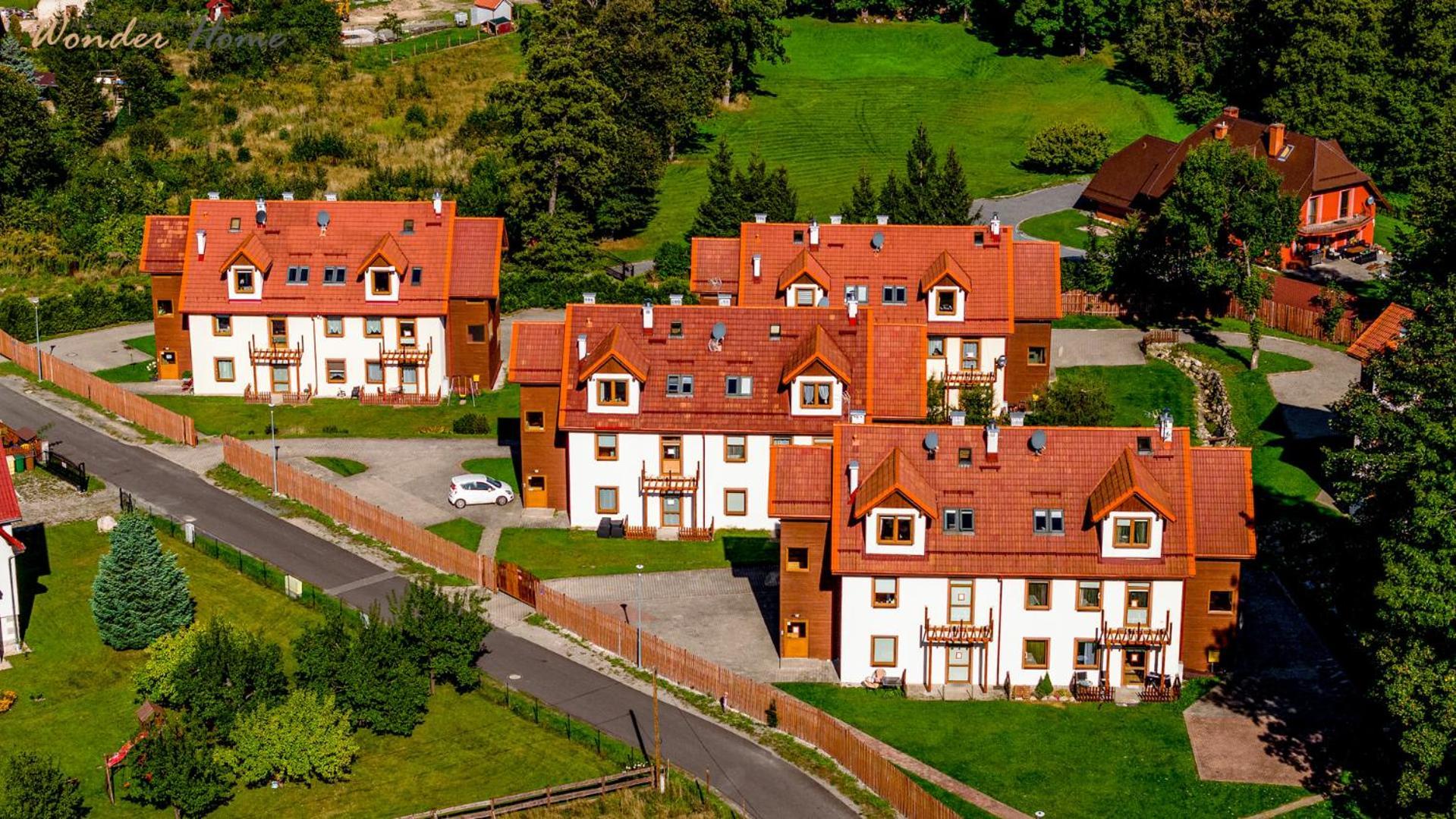 Wonder Home - Apartamenty Z Prywatnymi Saunami, W Zielonej Czesci Karpacza Buitenkant foto